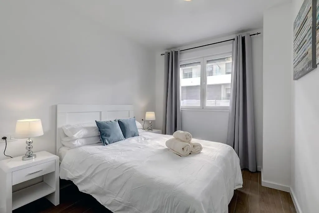 Brand New Modern Ground Floor Apartment In Marbella With Rooftop Pool And Gym 0*,  Spagna
